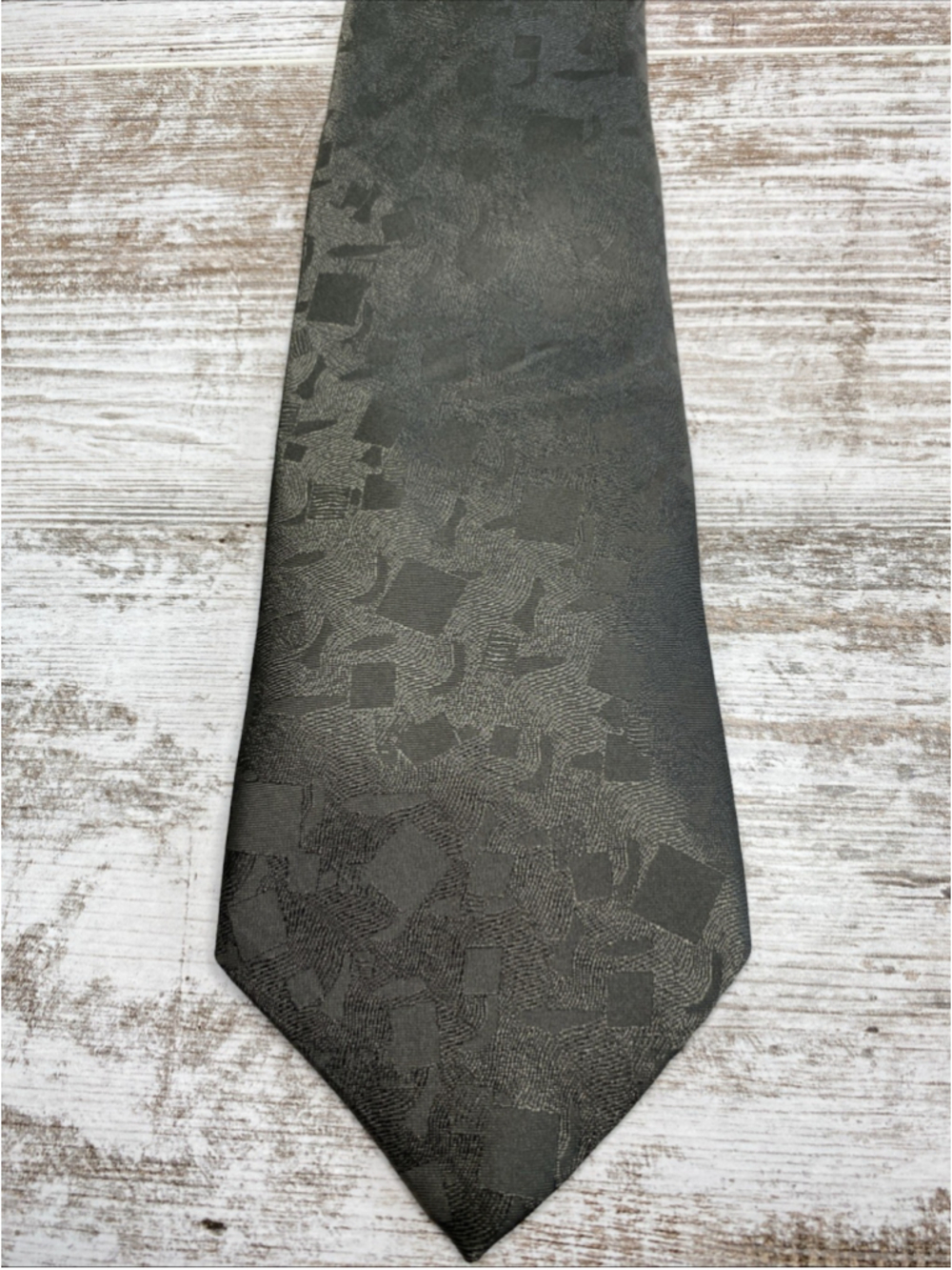 David Taylor Clip On Tie Green Geometric Pattern 19” Pre Tied Adjustable Mens
